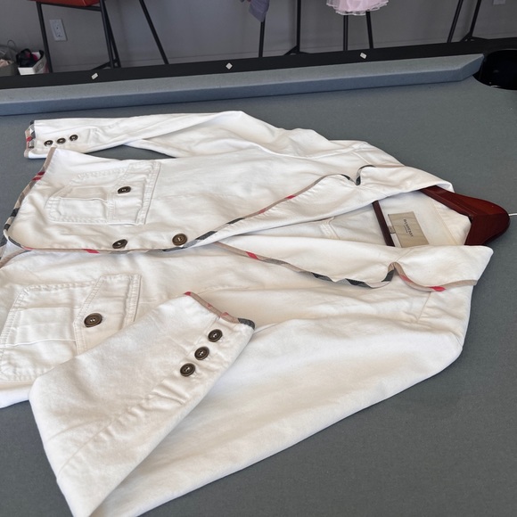 Burberry Jacket - Picture 3 of 9